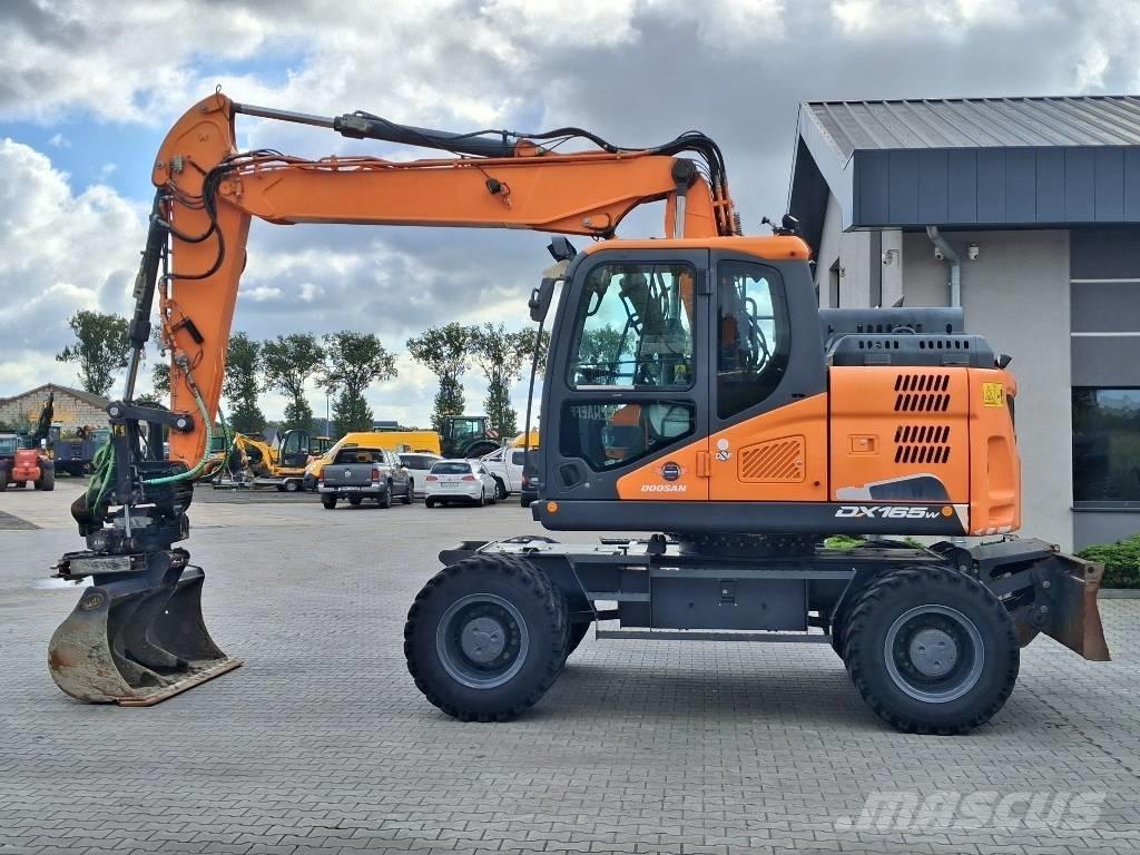 Doosan DX 165 W-5 旋轉式挖土機/掘鑿機/挖掘機
