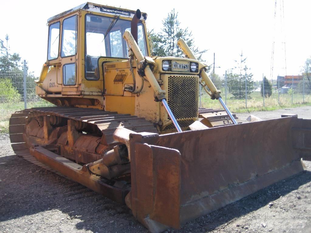 Komatsu D53P-16 履帶推土機