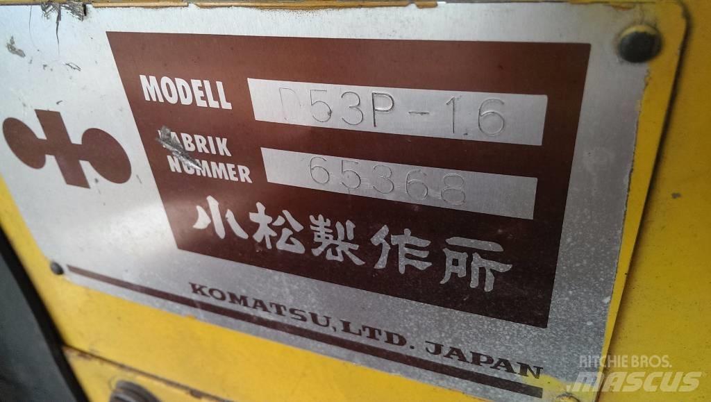 Komatsu D53P-16 履帶推土機