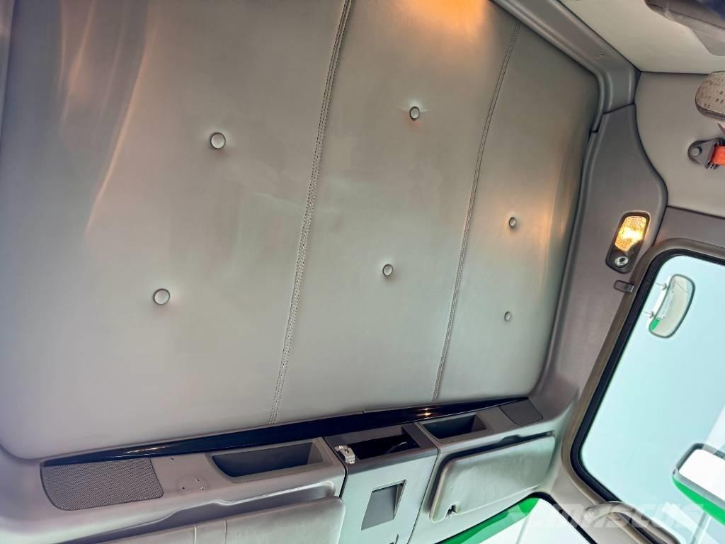 Kenworth T 800 曳引機組件