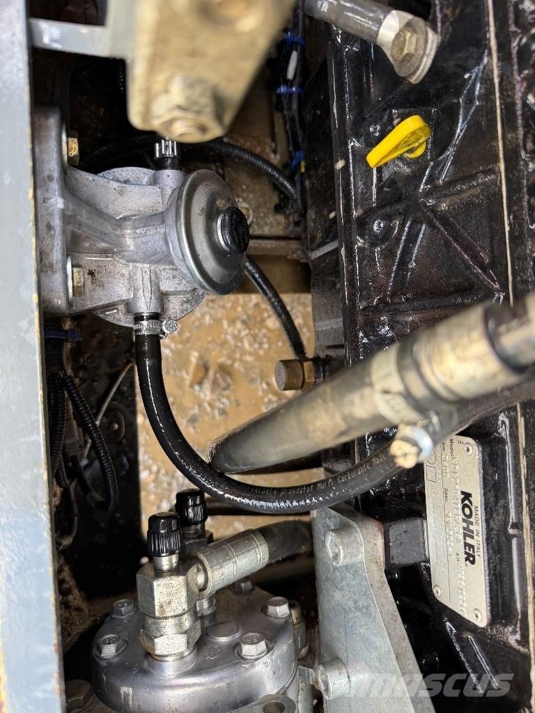 Kramer 2706 伸縮臂操作車