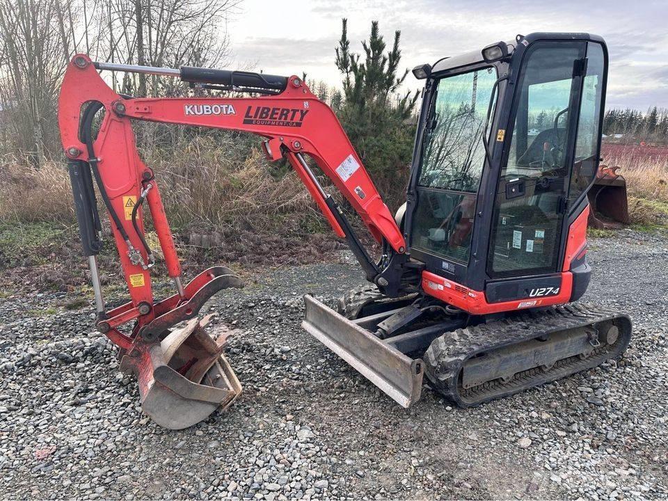 Kubota U 27 小型挖土機/掘鑿機<7t(小型挖掘機)