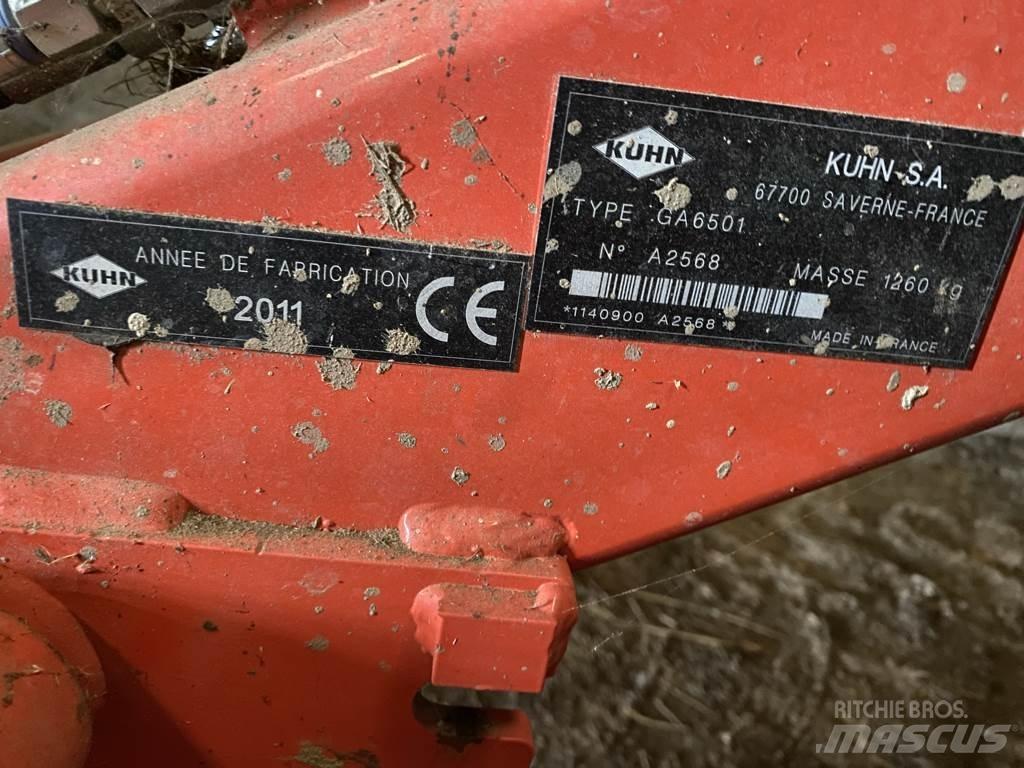Kuhn GA 6501 堆草機