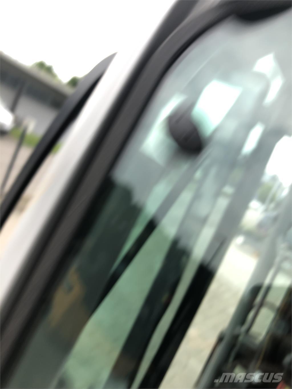 Still RX60-40 電動堆高機