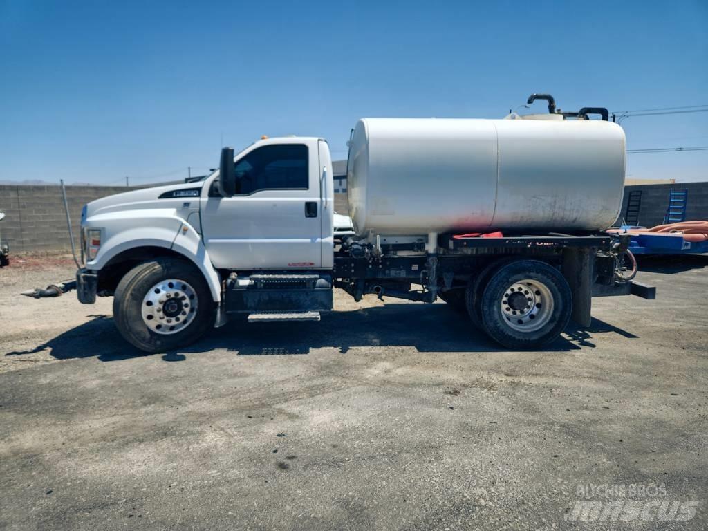 Ford F 650 SD 水車