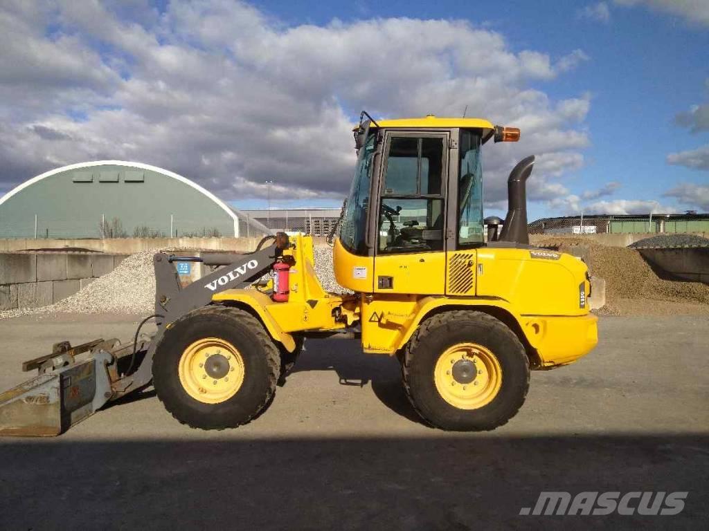 Volvo L 35 G 輪胎式裝載機