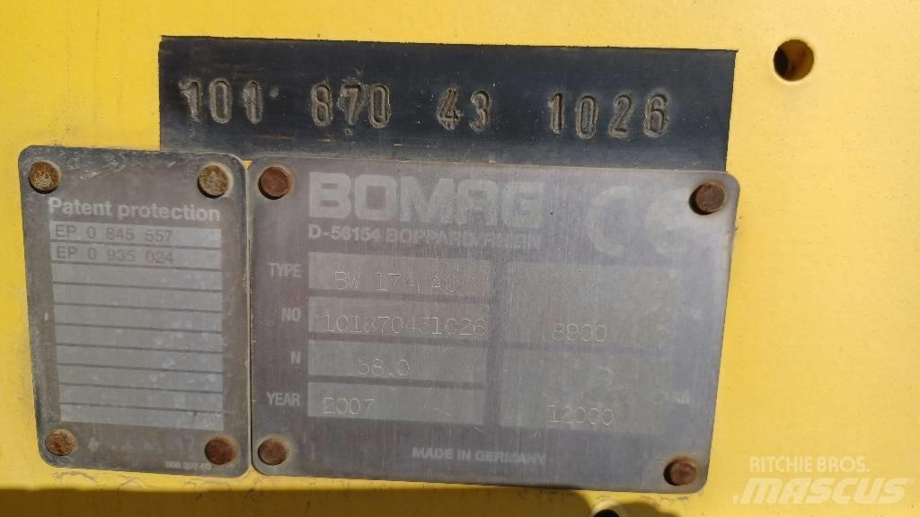 Bomag BW 174 A C 複合式滾壓機