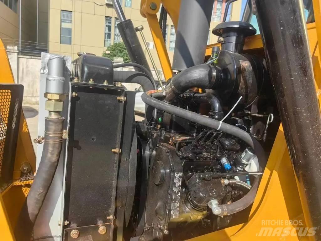 CAT 420 F 反鏟裝載機