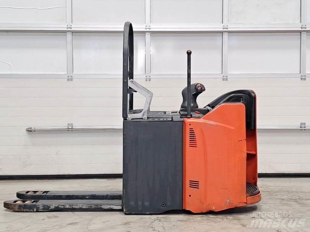 Linde T20SP-02 低架升降機