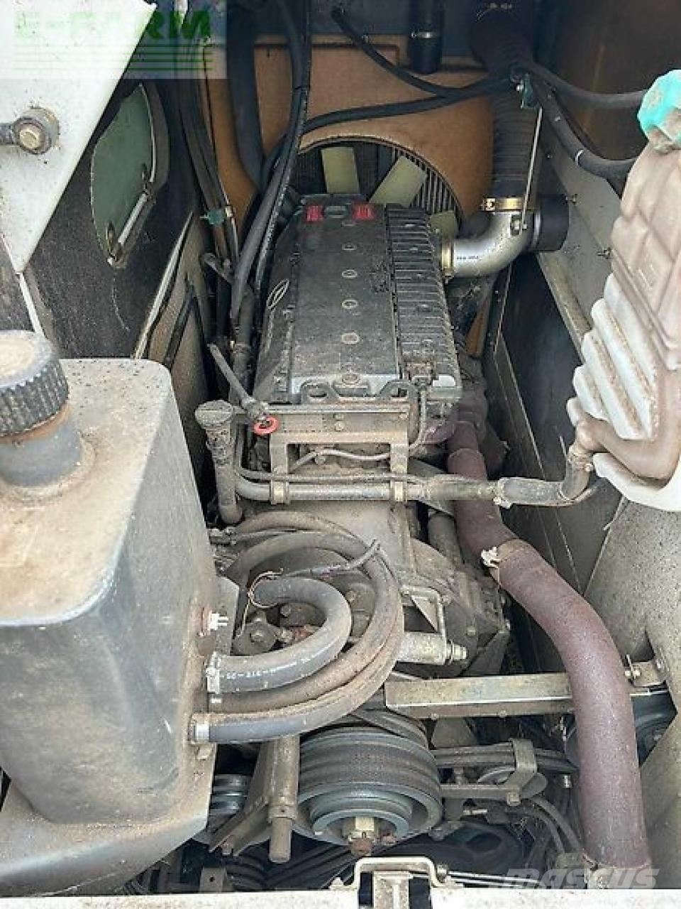 CLAAS medion 310 聯合收穫機