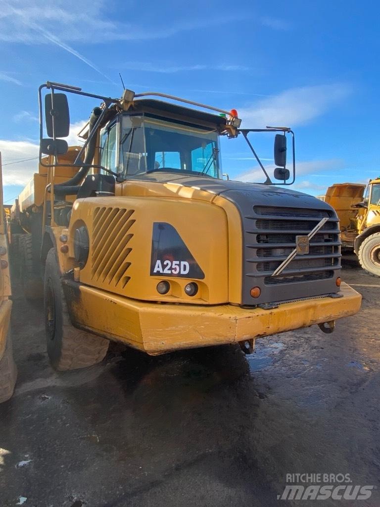 Volvo A 25 D 鉸接式起吊車