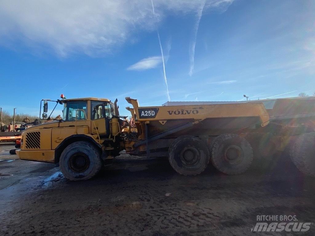Volvo A 25 D 鉸接式起吊車