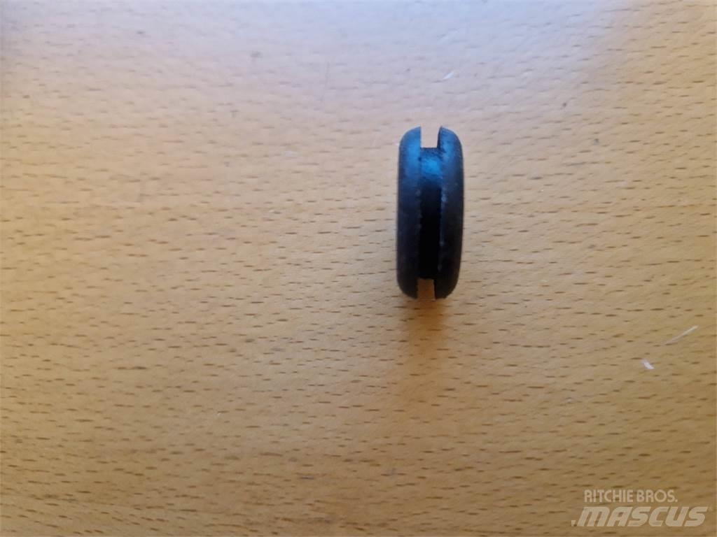 Eco Log 7011843 駕駛室與內部