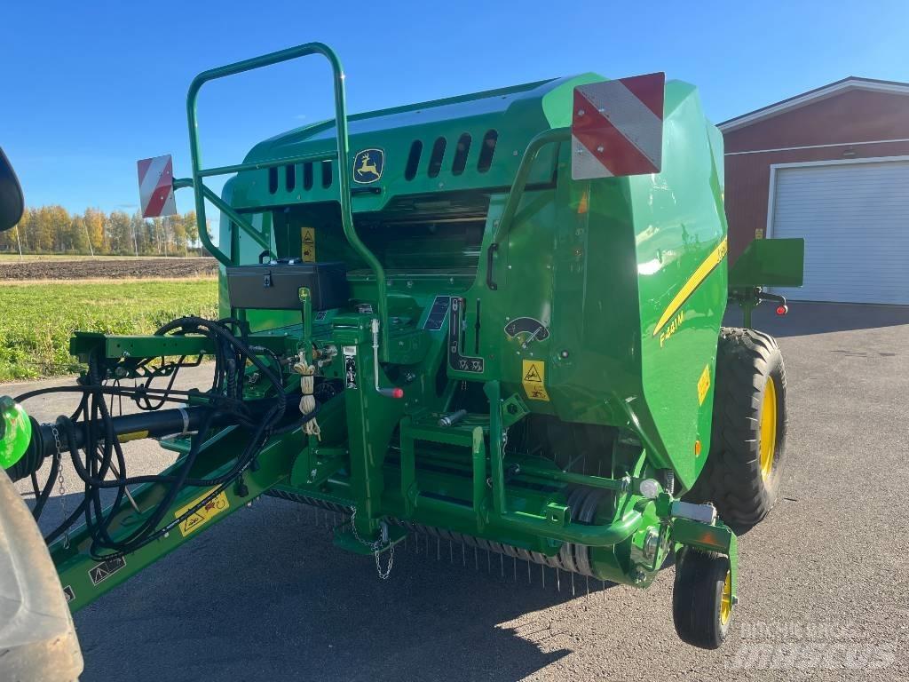 John Deere F441M 圓型牧草打包機