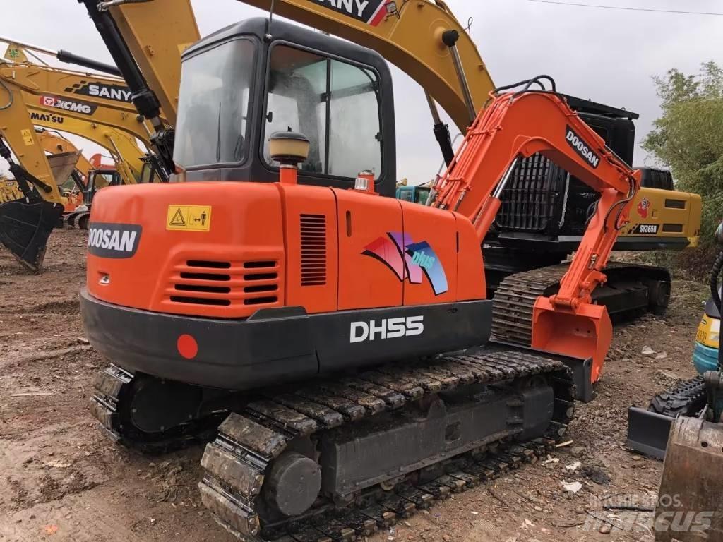 Doosan DH 55 小型挖土機/掘鑿機<7t(小型挖掘機)