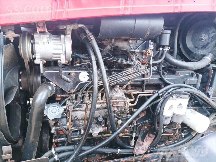 Valtra Valmet 8750 曳引機