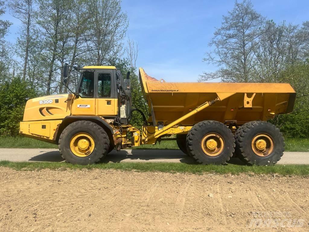 Bell ADT B 30 D 6x6 鉸接式起吊車