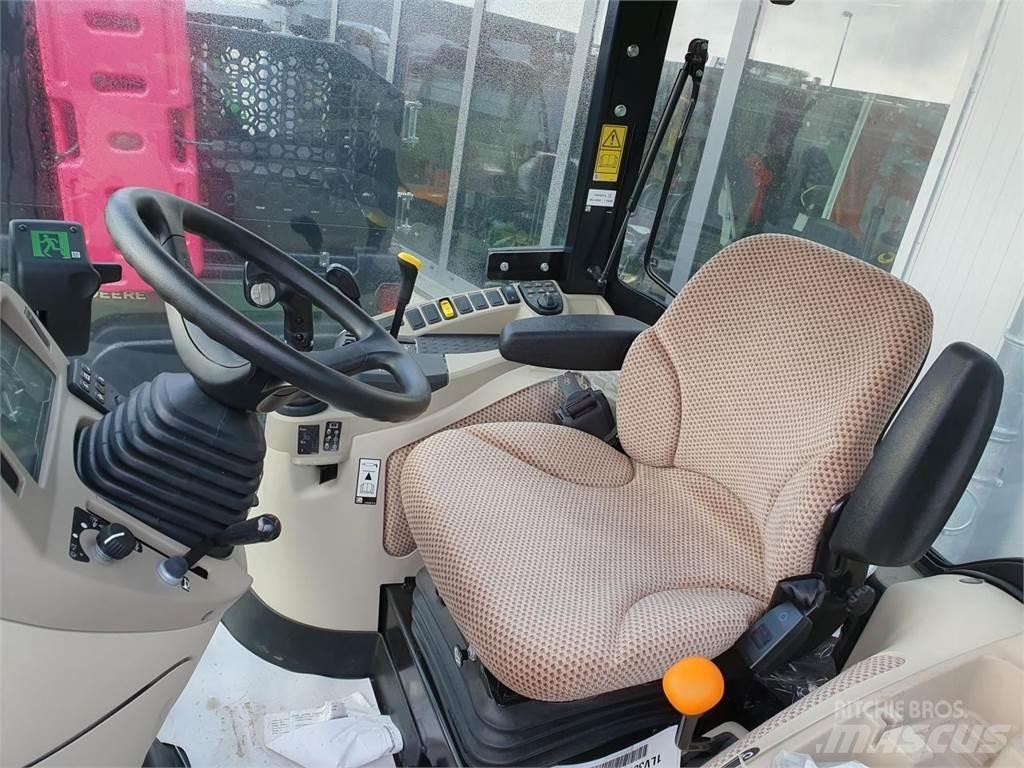 John Deere 3039R 小型曳引機