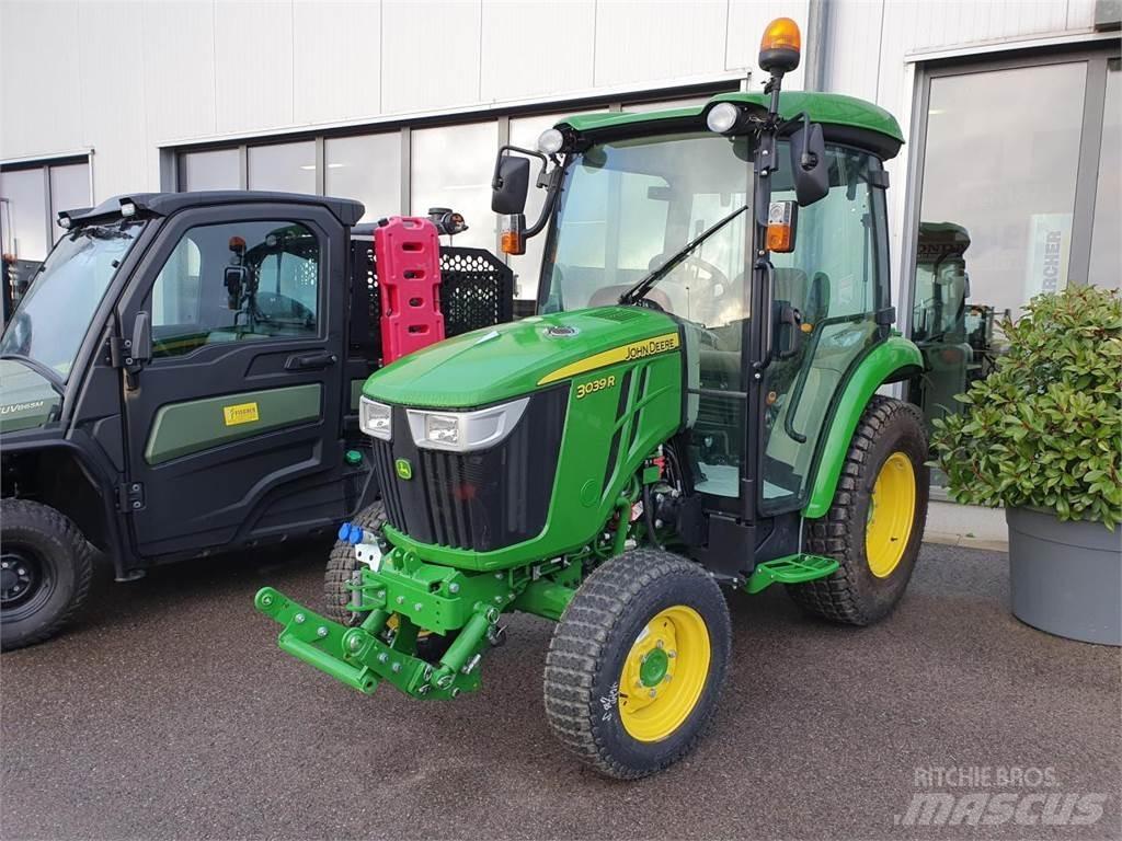 John Deere 3039R 小型曳引機