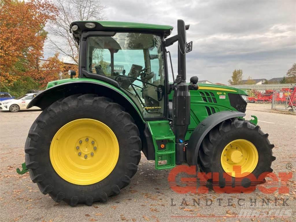 John Deere 6130 R 曳引機