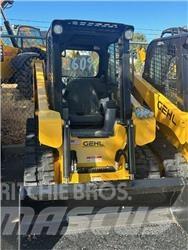 Gehl RT135 滑移轉向裝載機