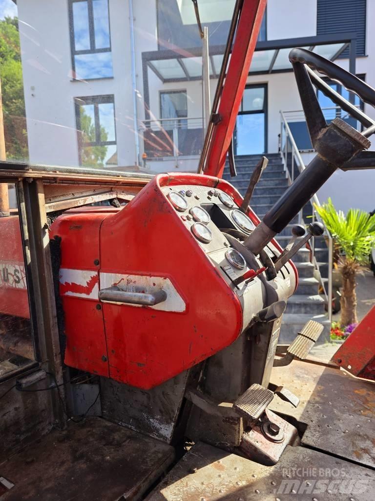 Massey Ferguson 1080 曳引機