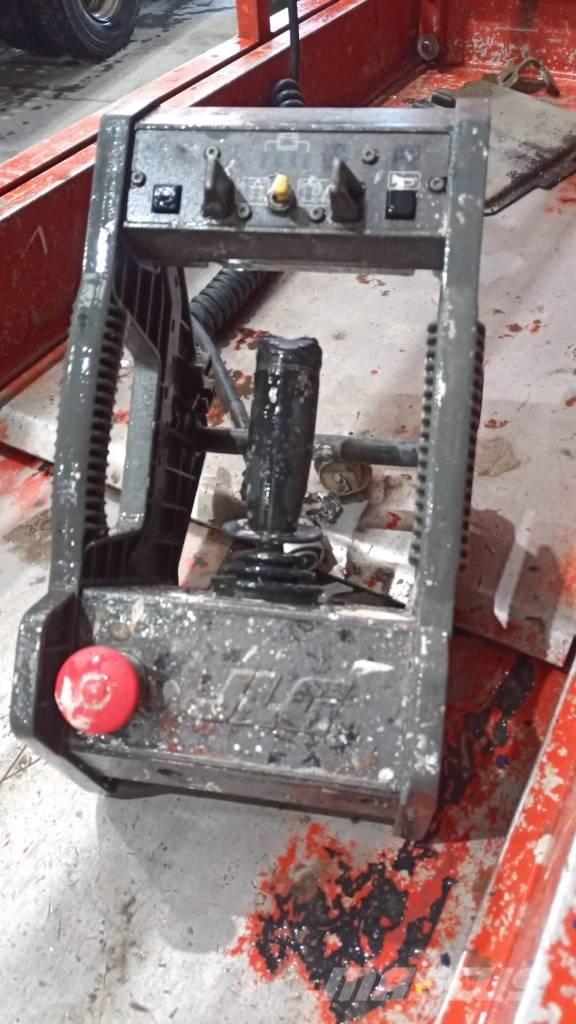 JLG 1930 ES 剪式升降機