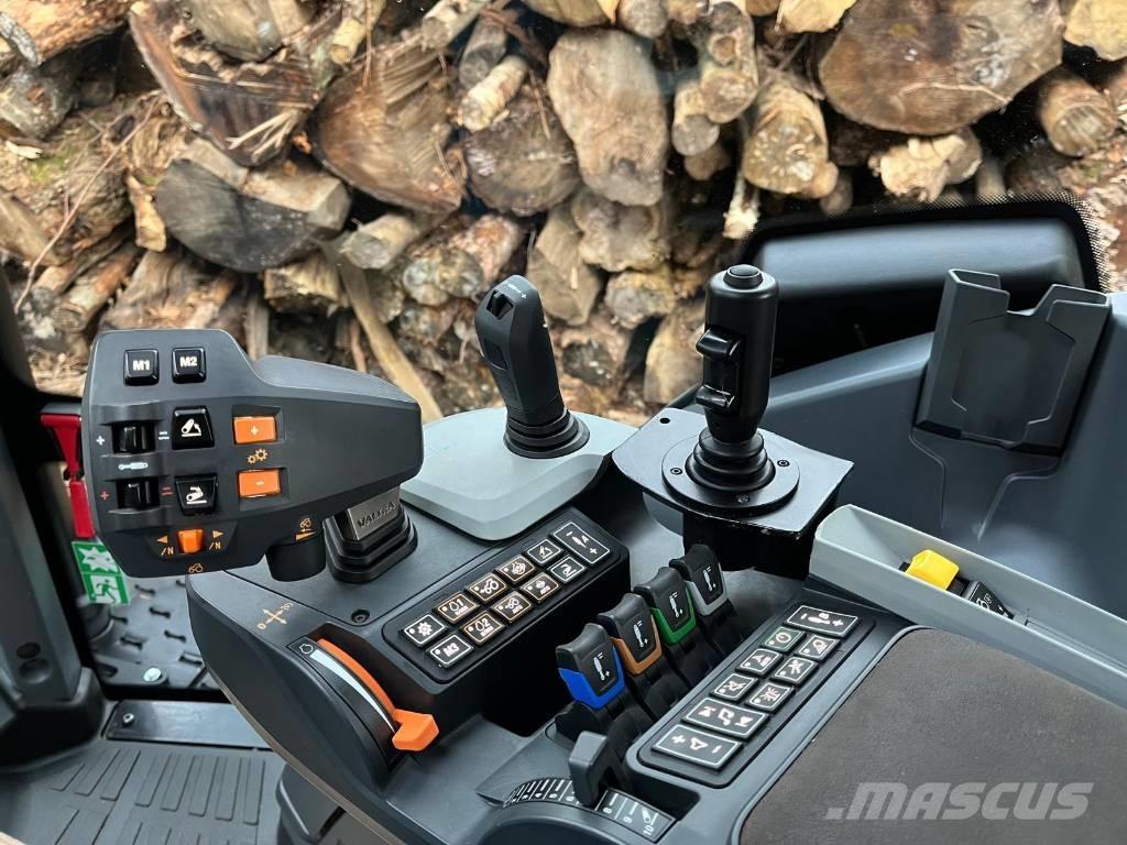 Valtra T 255 Versu 曳引機