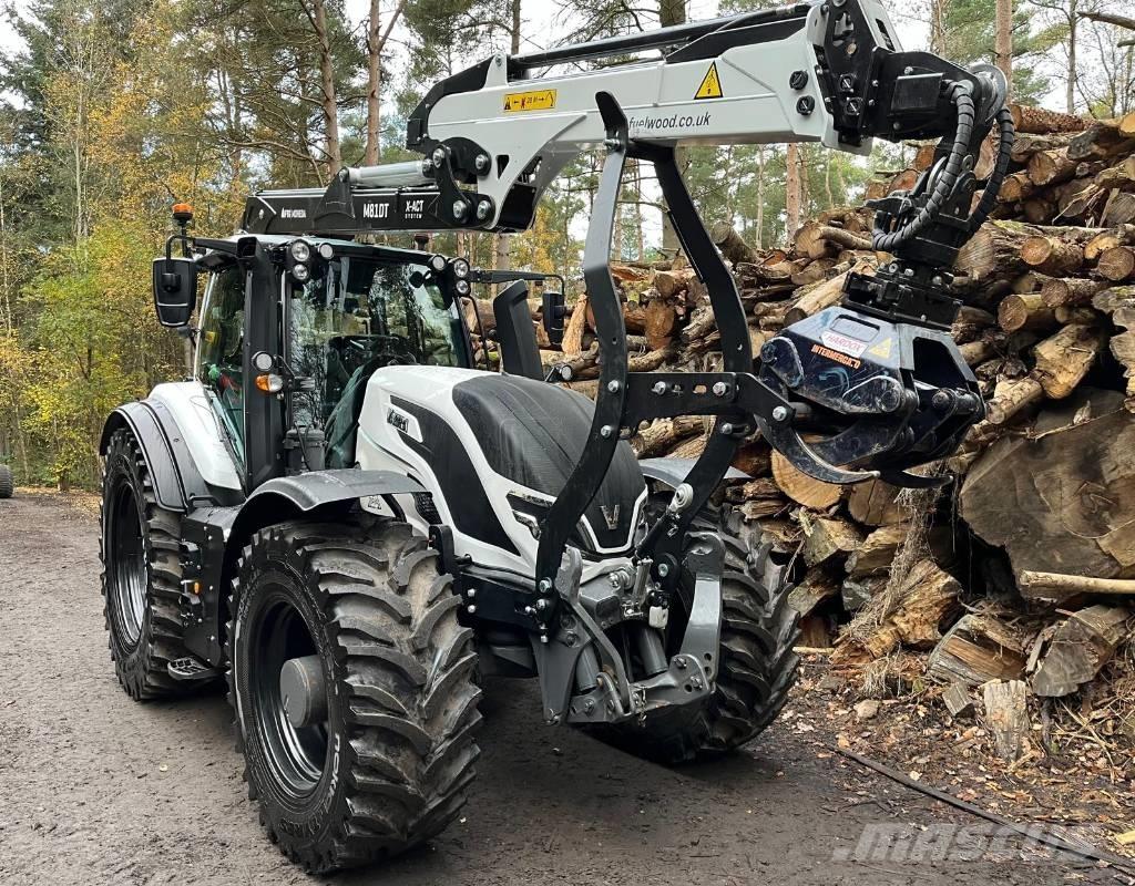 Valtra T 255 Versu 曳引機