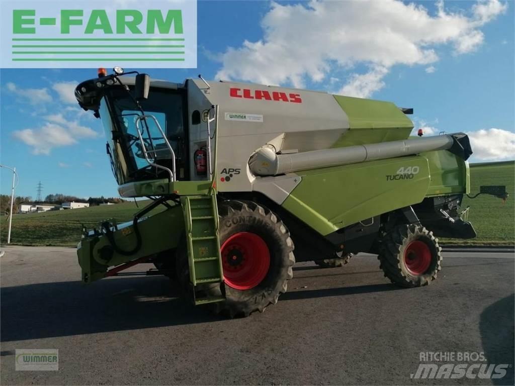 CLAAS tucano 440 聯合收穫機