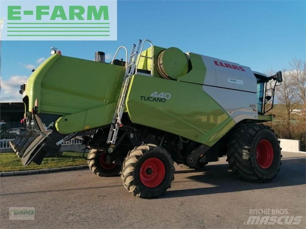 CLAAS tucano 440 聯合收穫機