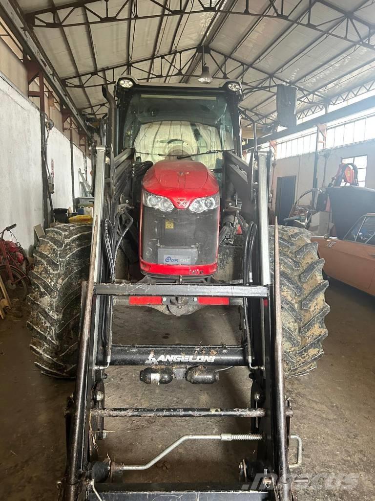 Massey Ferguson 5710 曳引機