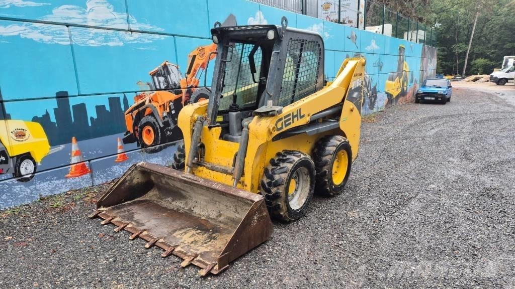 Gehl R 165 滑移轉向裝載機
