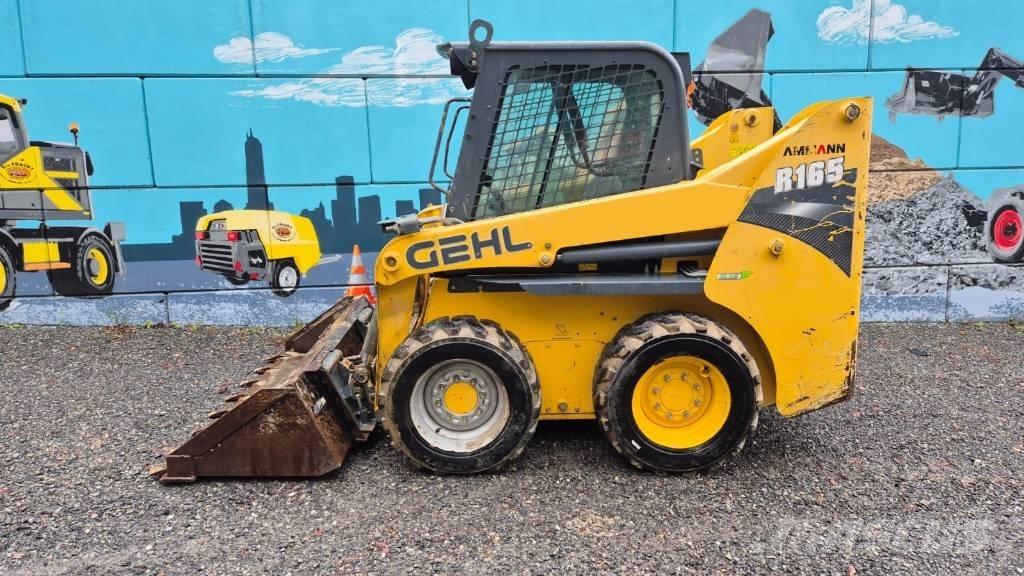 Gehl R 165 滑移轉向裝載機