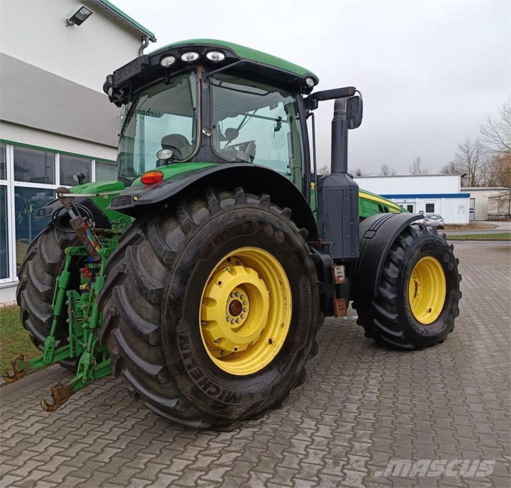 John Deere 8360 R 曳引機