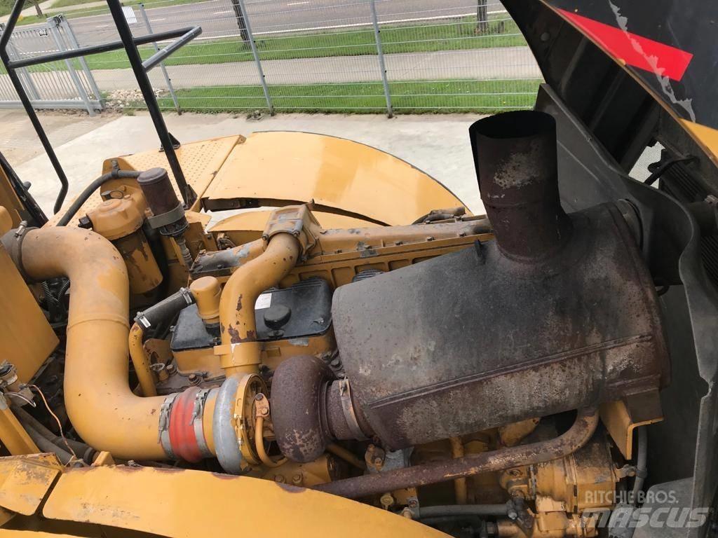 CAT 824 G 推土機 