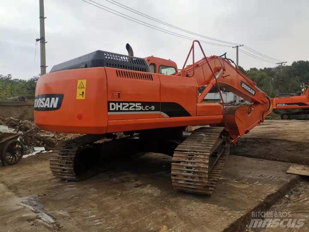 Doosan DH225LC-9 履帶式 挖土機/掘鑿機/挖掘機