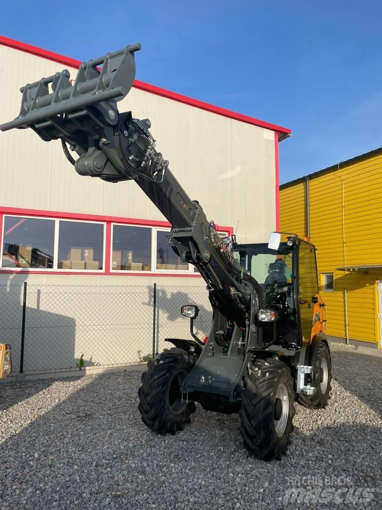 GiANT G 5000 TELE 多功能裝載機