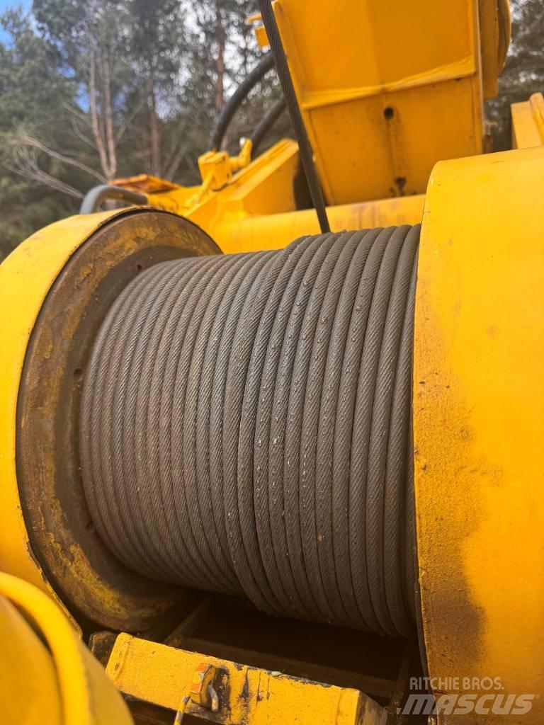 Hitachi ZX135UST 履帶式起重機