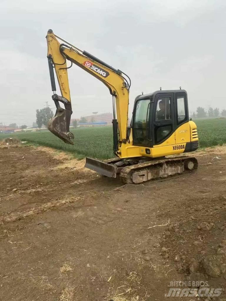 XCMG XE 60 DA 小型挖土機/掘鑿機<7t(小型挖掘機)