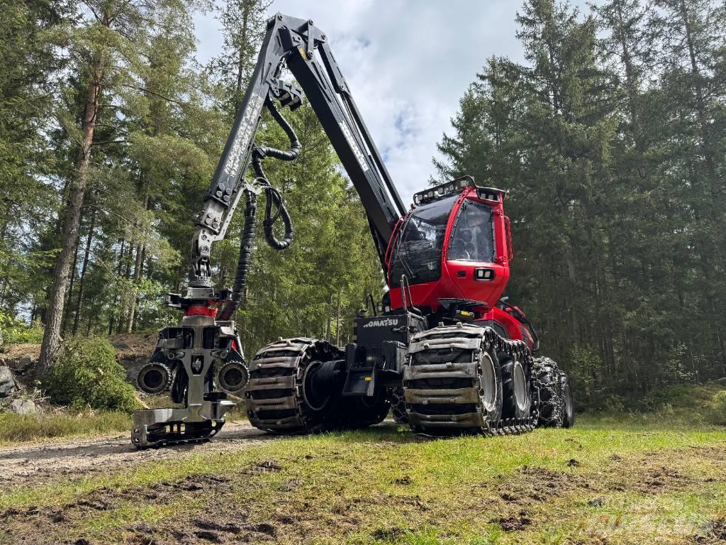 Komatsu 901 XC 收穫機