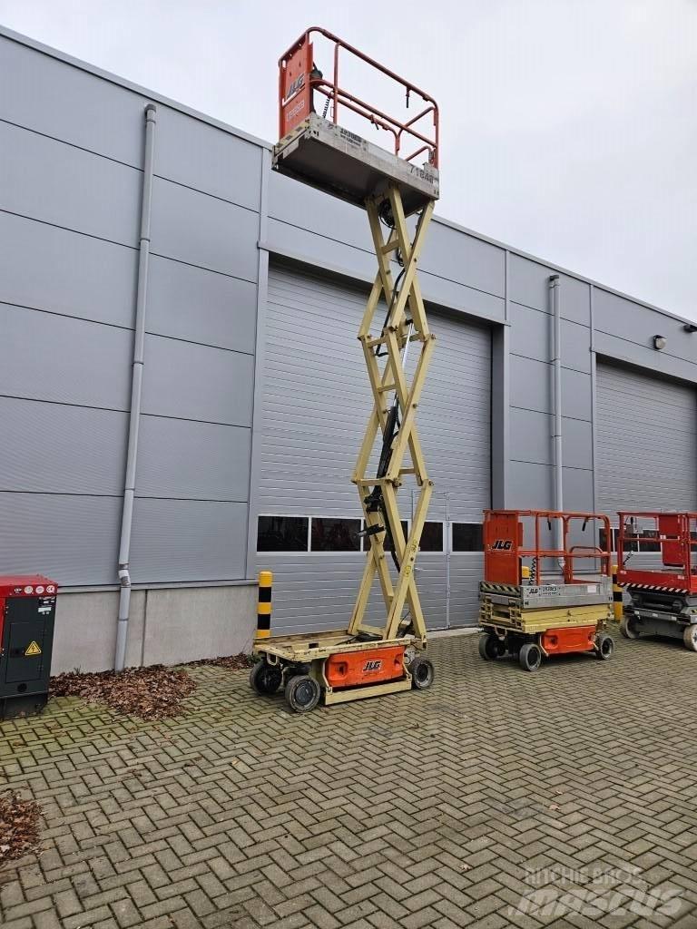 JLG 1930 ES 剪式升降機