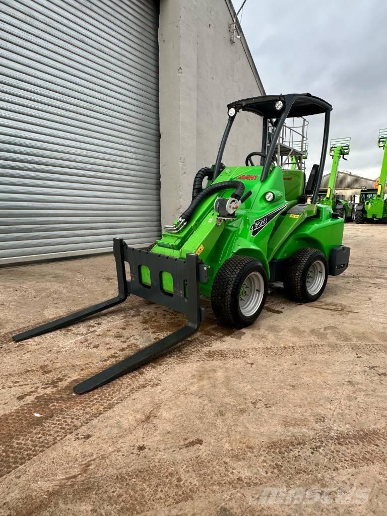 Avant 423 多功能裝載機