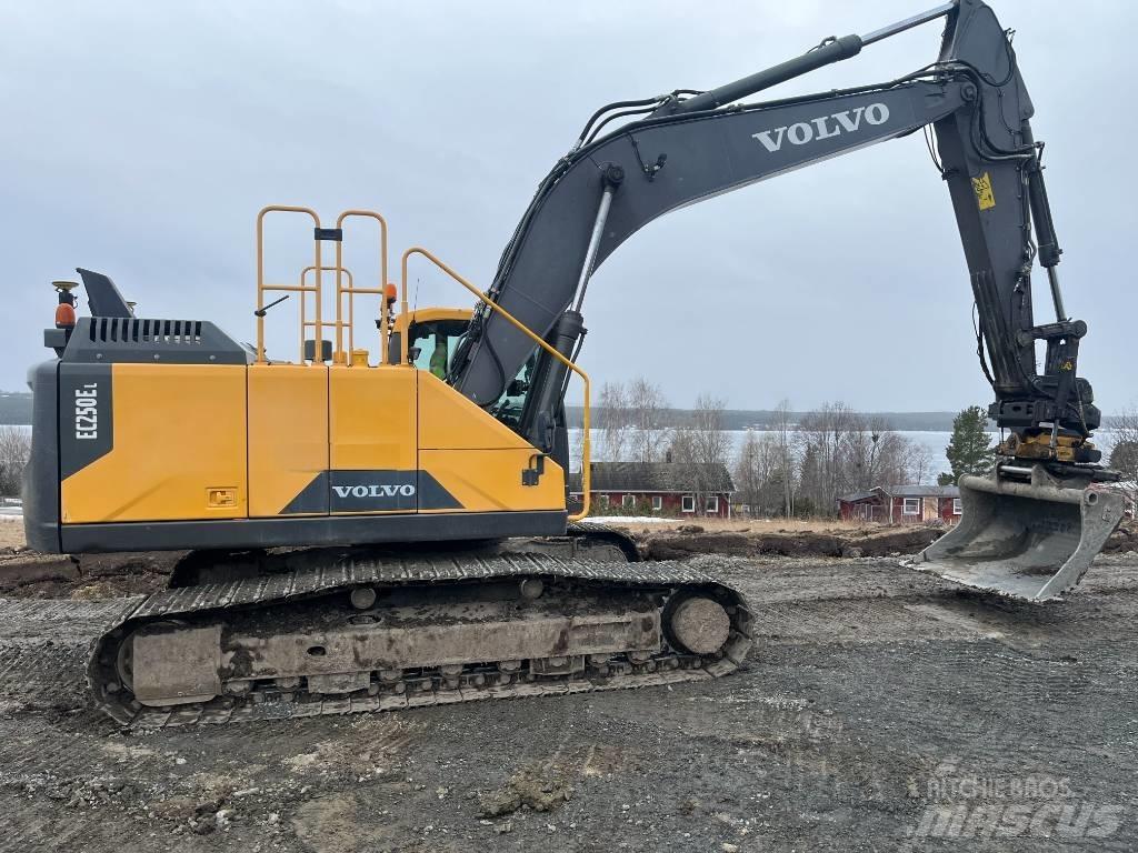 Volvo EC 250 EL 履帶式 挖土機/掘鑿機/挖掘機