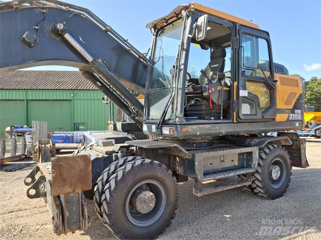 Hyundai HW 210 A 旋轉式挖土機/掘鑿機/挖掘機