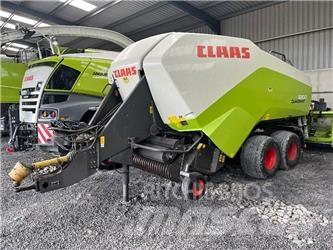 CLAAS Quadrant 3200 方形打捆機