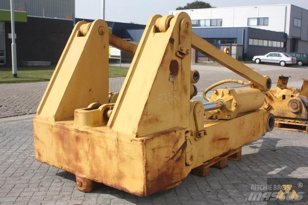 CAT D9H Ripper 其他組件