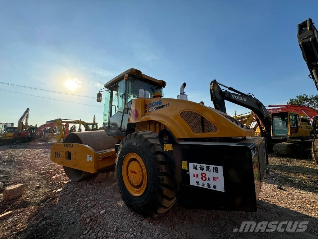 XCMG XS 263 J 單輪滾壓機