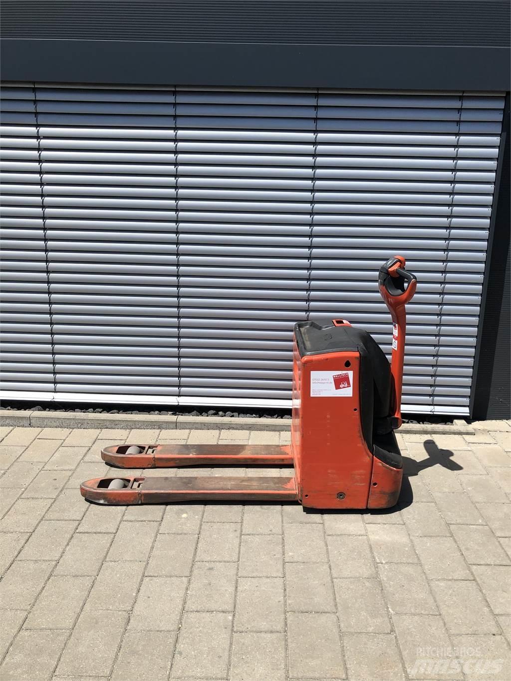 Linde T16 低架升降機