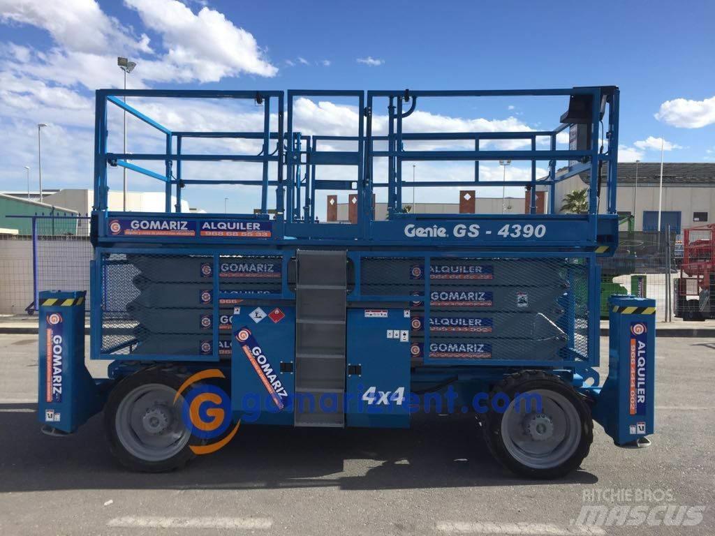 Genie GS 4390 剪式升降機